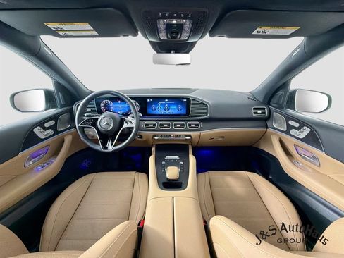 Used 2025 Mercedes-Benz GLE 450e 4MATIC image 28
