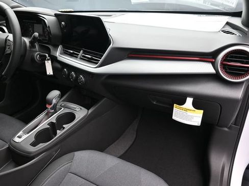 New 2026 Chevrolet Trax RS w/ Driver Confidence Package FWD image 28