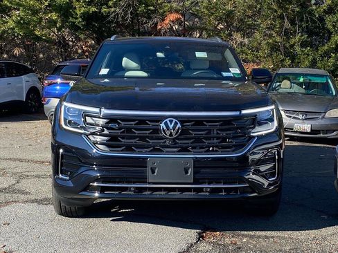 Certified 2025 Volkswagen Atlas Cross Sport SEL Premium R-Line image 5