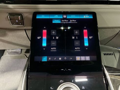 New 2026 Cadillac Escalade IQL Luxury AWD/4WD image 25