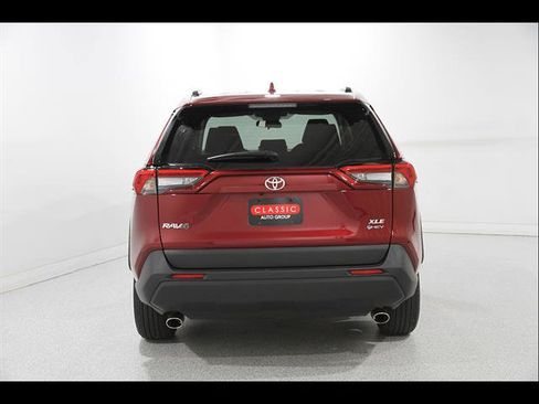 Used 2025 Toyota RAV4 XLE AWD/4WD image 21