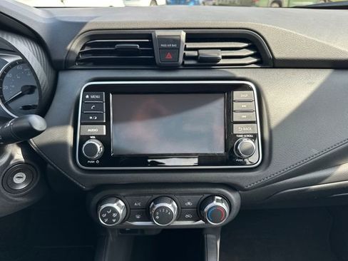 Used 2025 Nissan Versa S w/ Trunk Package image 19