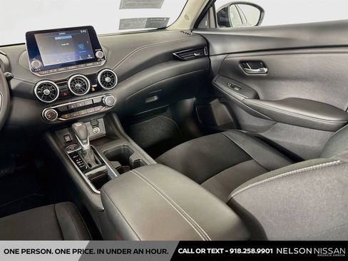 Used 2025 Nissan Sentra SV FWD image 21