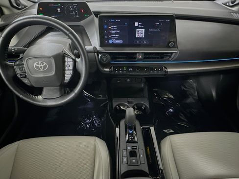 Certified 2024 Toyota Prius Limited image 27