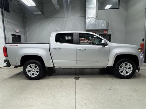 Used 2018 Chevrolet Colorado LT AWD/4WD image 9