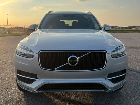 Used 2019 Volvo XC90 T6 Momentum AWD/4WD image 2
