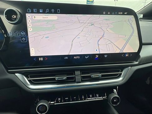 New 2026 Chevrolet Equinox EV LT image 23