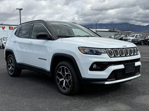 Used 2025 Jeep Compass Limited AWD/4WD image 1