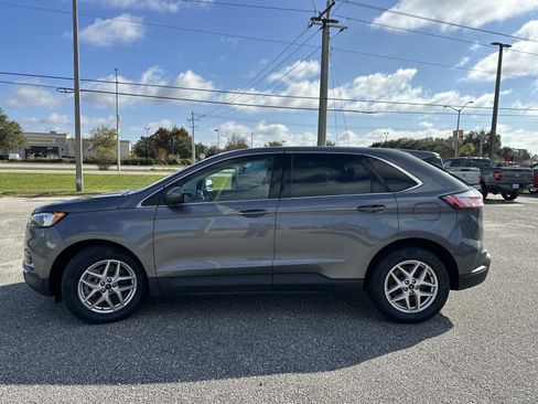 Certified 2024 Ford Edge SEL image 8