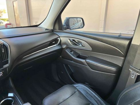 Used 2019 Chevrolet Traverse Premier w/ Redline Edition FWD image 19