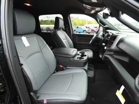 New 2026 RAM 3500 Tradesman AWD/4WD image 28
