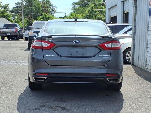 Used 2016 Ford Fusion Titanium FWD image 4
