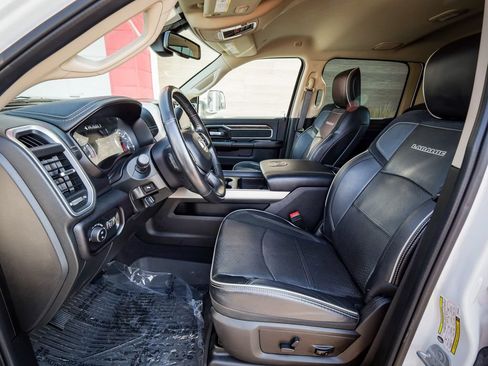 Used 2020 RAM 3500 Laramie AWD/4WD image 13