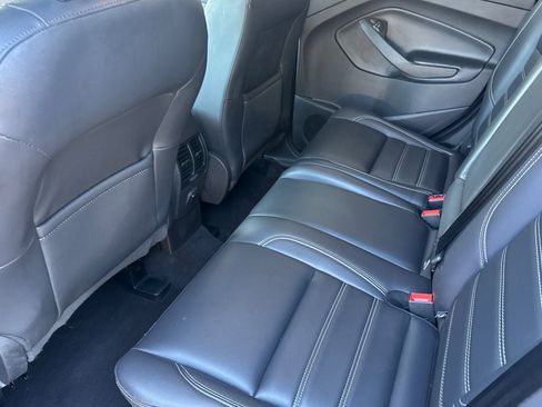Used 2019 Ford Escape SEL AWD/4WD image 15