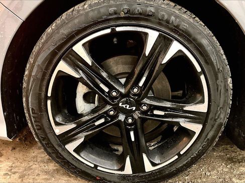 Used 2024 Kia K5 GT-Line w/ GT-Line Premium Package image 8