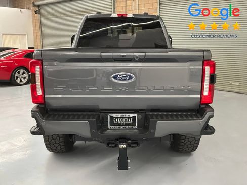 Used 2023 Ford F250 Lariat w/ Lariat Ultimate Package AWD/4WD image 8