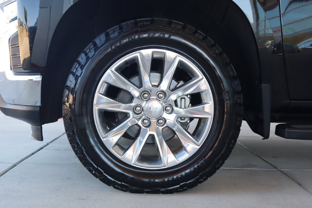 Used 2021 Chevrolet Silverado 1500 LTZ AWD/4WD image 5
