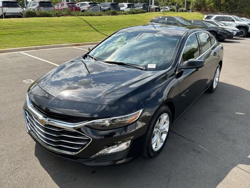 Used 2025 Chevrolet Malibu LT FWD image 5