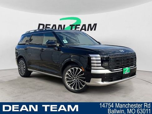 Used 2026 Hyundai Palisade Calligraphy image 1