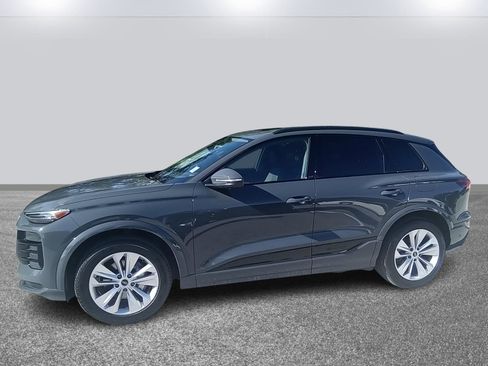 New 2025 Audi Q6 e-tron Premium Plus image 3