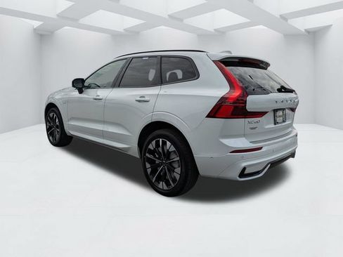 New 2026 Volvo XC60 T8 Plus w/ Protection Package Premier AWD/4WD image 6