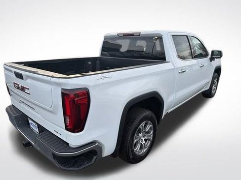 Used 2024 GMC Sierra 1500 SLT image 7