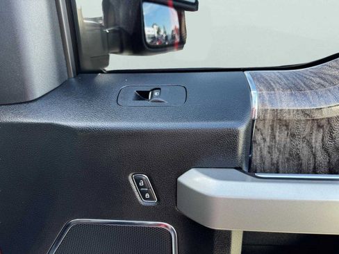 Used 2019 Ford F350 Lariat w/ Lariat Ultimate Package image 50