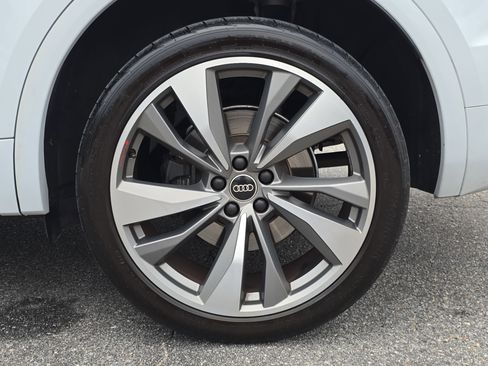 Used 2023 Audi SQ5 Premium Plus w/ Premium Plus Package image 34