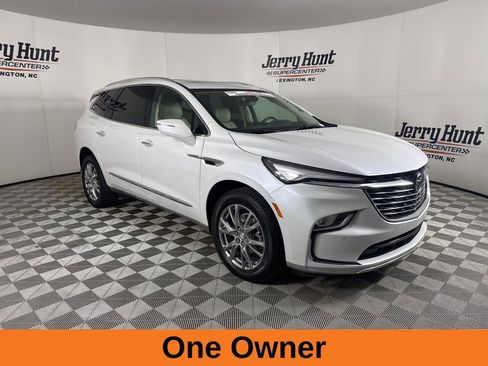 Used 2023 Buick Enclave Premium w/ Experience Buick Package image 4