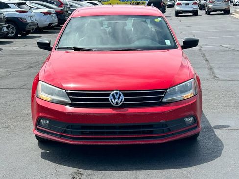 Used 2015 Volkswagen Jetta Sport FWD image 10