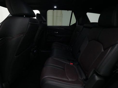 Certified 2025 Honda Pilot Black Edition image 15