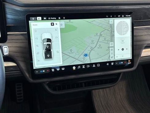 Used 2022 Rivian R1T Adventure image 17