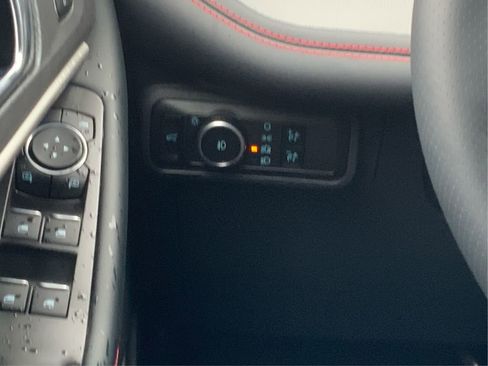 Used 2025 Ford Explorer ST-Line w/ Premium Package image 20