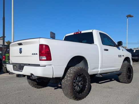 Used 2018 RAM 1500 Express image 4