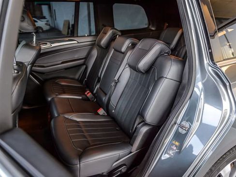 Used 2018 Mercedes-Benz GLS 450 4MATIC w/ Premium Package image 37