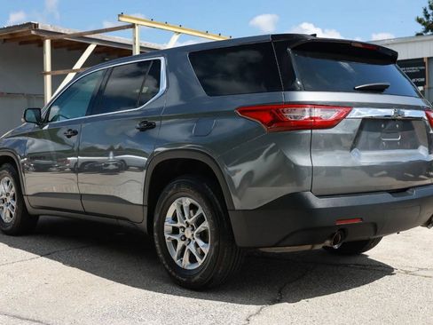 Used 2019 Chevrolet Traverse LS FWD image 5