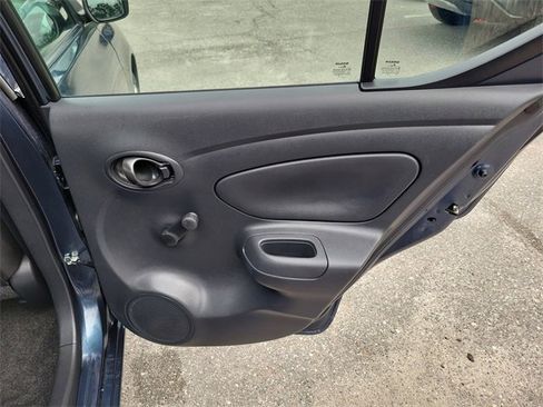 Used 2016 Nissan Versa S Plus image 28