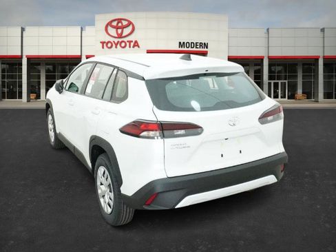 New 2026 Toyota Corolla Cross L image 16