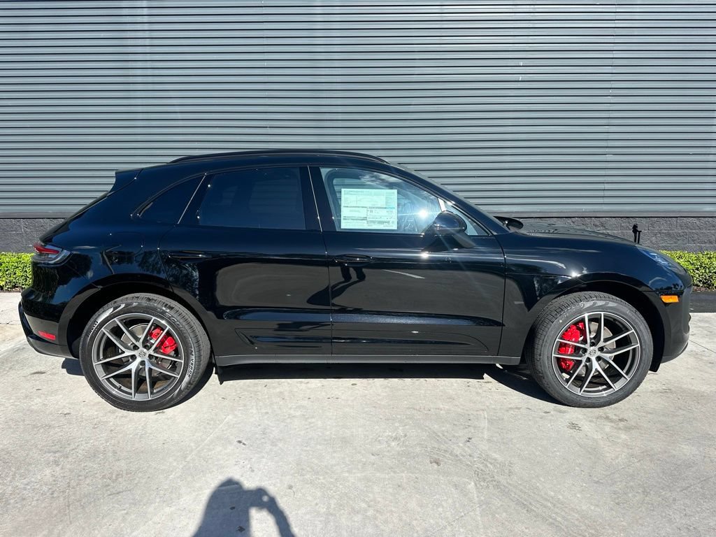 Certified 2026 Porsche Macan S AWD/4WD image 10