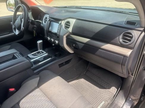Used 2017 Toyota Tundra SR5 w/ TRD Off Road Package image 14