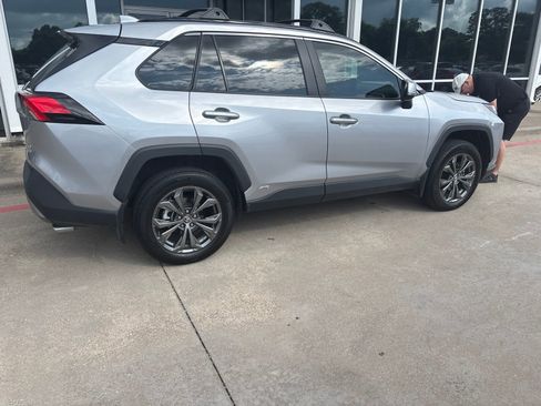 Used 2023 Toyota RAV4 Limited AWD/4WD image 3