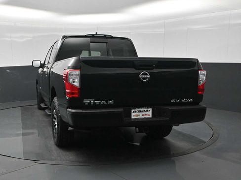 Used 2023 Nissan Titan SV w/ SV Convenience Package image 7