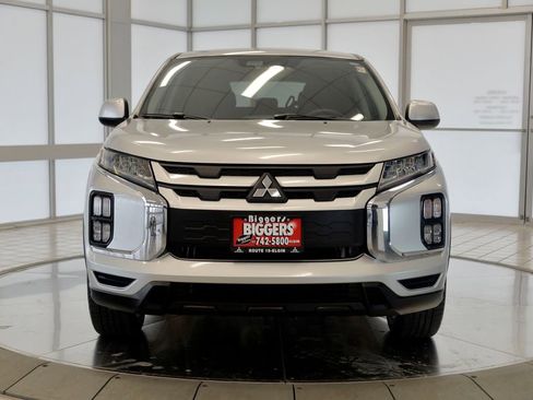 Used 2021 Mitsubishi Outlander Sport ES image 3