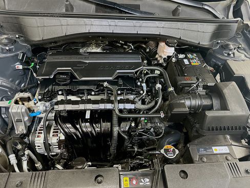 Used 2025 Hyundai Kona SEL AWD/4WD image 33