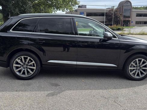 Used 2019 Audi Q7 3.0T Premium Plus w/ Premium Plus Package AWD/4WD image 4