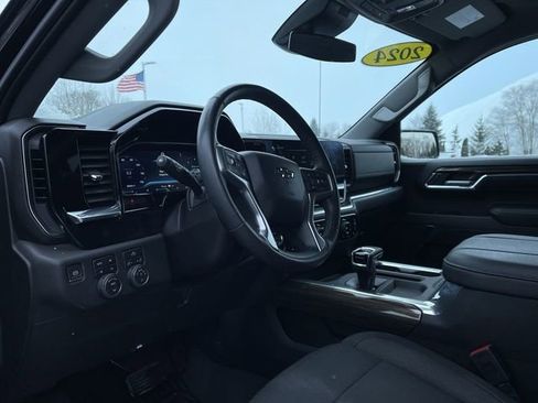 Used 2024 Chevrolet Silverado 1500 RST image 11