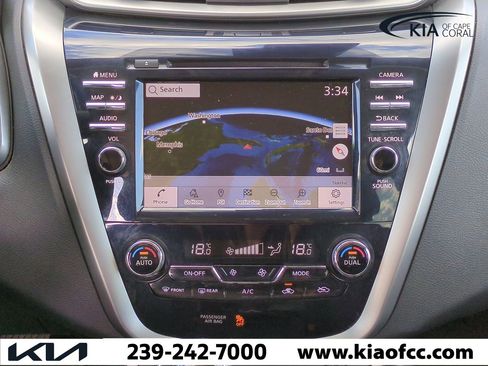 Used 2024 Nissan Murano SV image 17
