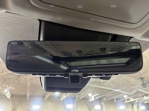 Used 2023 Toyota RAV4 Limited image 20