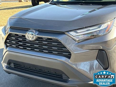 Used 2023 Toyota RAV4 LE image 9