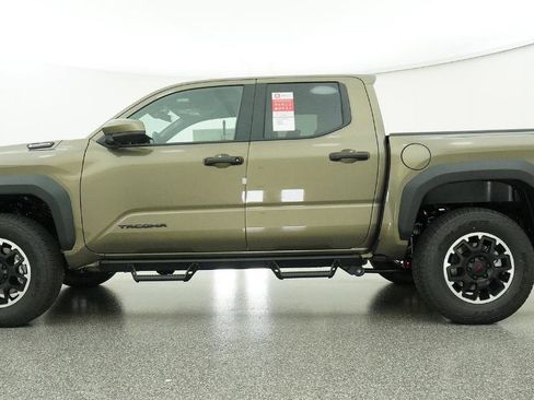 New 2026 Toyota Tacoma TRD Off-Road AWD/4WD image 22